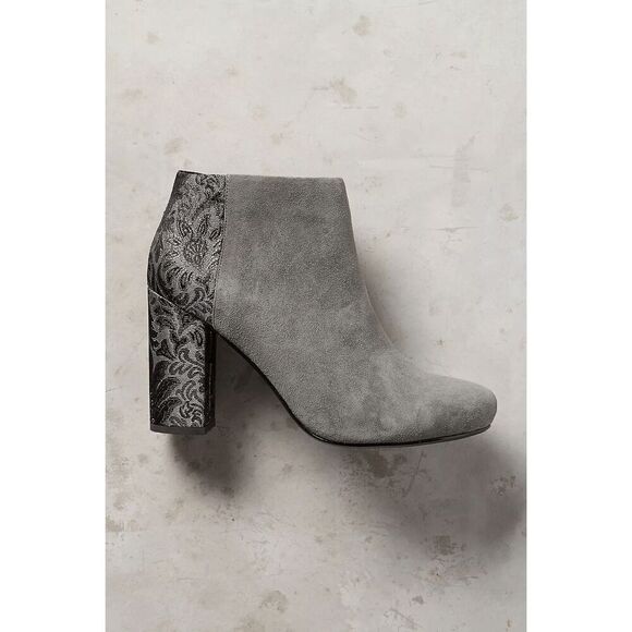 NEW Anthropologie Womens 9 Farylrobin Tiegan Suede Ankle Booties - Picture 1 of 16